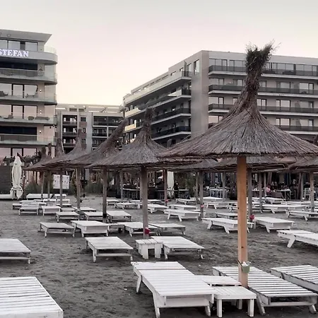 Mamaia Nord Apartment *